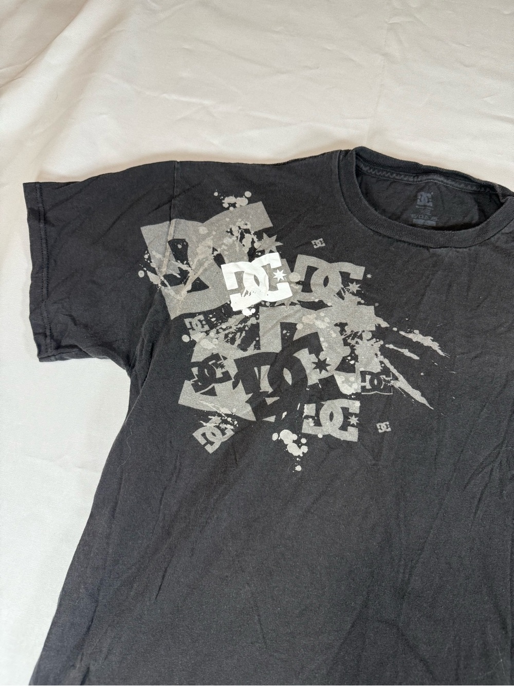 Y2K DC Shoes Black and Grey Shirt Splatter Print Y2K DC Shirt